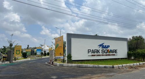 S&P Park Square Front 3