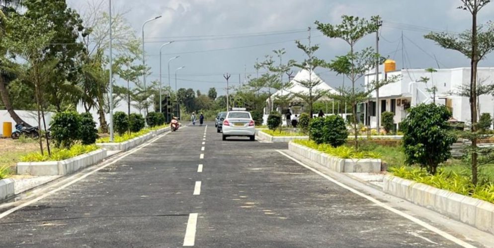 S&P Park Square plots 6