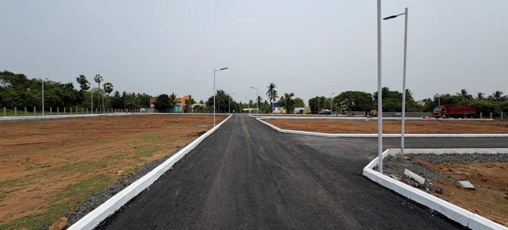 devaki ambal nagar Plot