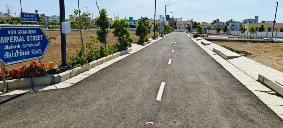 grandeur internal roads footpaths 2